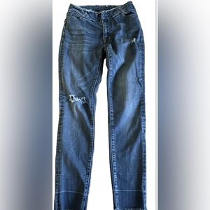 ➡️SALE Jbrand DISTRESSED RIPPED LOW RISE ANKLE JEGGINGS JEANS Size 27 27x25